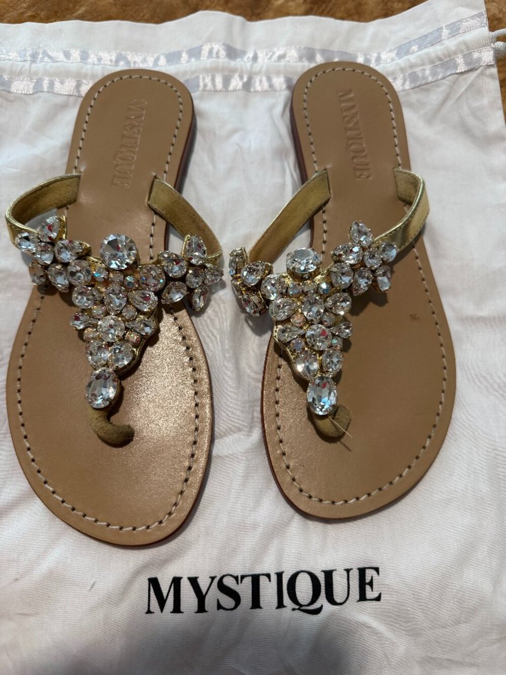 Beautiful Crystal and Gold Mystique Sandals - 8